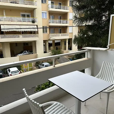 Apartament Homes *
